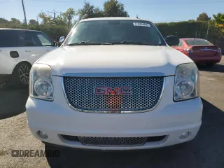 2010 GMC Yukon Denali with VIN 1GKUKEEF4AR248565, listed as a Copart auction lot 77628884 with 177,395 mi miles and Clean Title. Bid and sale history available at carsss.com. Image 5.