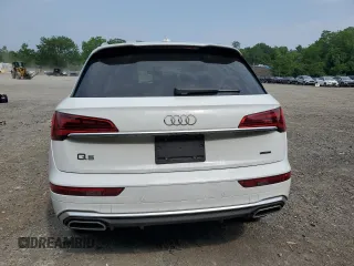 2023 Audi Q5 S line Prestige z VIN WA1FAAFY1P2124068, wystawiony jako Copart lot #60449165 z przebiegiem 19 763 mil mil oraz Szkoda całkowita • Salvage title. Historia ofert i sprzedaży dostępna na DreamBid. Obrazek 6.