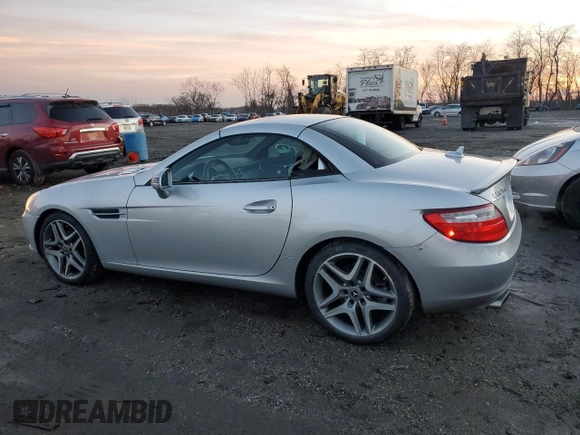 2013 Mercedes-Benz SLK 250 z VIN WDDPK4HA5DF059342, wystawiony jako Copart lot #85258764 z przebiegiem 184 782 mil mil oraz Szkoda całkowita • Salvage title. Historia ofert i sprzedaży dostępna na DreamBid. Obrazek 2.