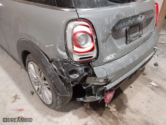 2014 MINI Cooper Hardtop S with VIN WMWXM7C58ET926443, listed as a IAAI auction lot 41527176 with 72,570 mi miles. Bid and sale history available at carsss.com. Image 6.
