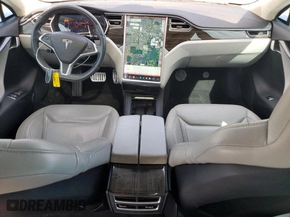 2016 Tesla Model S 70 with VIN 5YJSA1E17GF121312, listed as a Copart auction lot 44736965 with 116,661 mi miles and Salvage title. Bid and sale history available at DreamBid. Image 8.