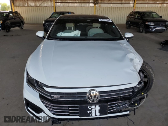 2019 Volkswagen Arteon SEL R-Line z VIN WVWSR7AN4KE027662, wystawiony jako Copart lot #54977374 z przebiegiem 47 177 mil mil oraz Szkoda całkowita • Salvage title. Historia ofert i sprzedaży dostępna na DreamBid. Obrazek 5.