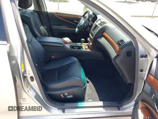 2011 Lexus LS 460 with VIN JTHBL5EF4B5105882, listed as a IAAI auction lot 42722489 with 178,042 mi miles and . Bid and sale history available at DreamBid. Image 5.
