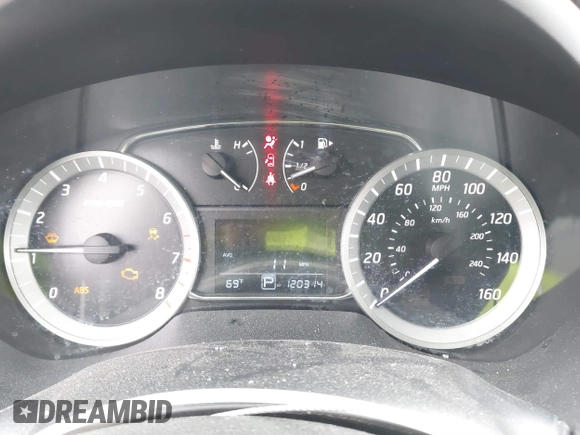 2014 Nissan Sentra SR with VIN 3N1AB7APXEY308232, listed as a IAAI auction lot 41528274 with 120,314 mi miles and . Bid and sale history available at DreamBid. Image 7.