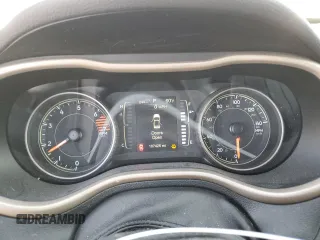 2018 Jeep Cherokee Latitude with VIN 1C4PJLCB1JD540543, listed as a Copart auction lot 49877555 with 107,425 mi miles and Salvage Title. Bid and sale history available at carsss.com. Image 9.