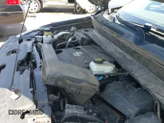 2014 Nissan Pathfinder S z VIN 5N1AR2MN4EC719930, wystawiony jako IAAI lot #42392966 z przebiegiem 173 672 mil mil oraz . Historia ofert i sprzedaży dostępna na DreamBid. Obrazek 19.