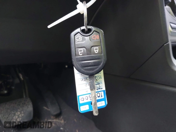2019 Ford Fiesta SE z VIN 3FADP4BJ7KM155094, wystawiony jako IAAI lot #42186126 z przebiegiem 93 684 mil mil oraz . Historia ofert i sprzedaży dostępna na DreamBid. Obrazek 11.