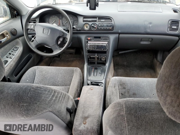 1996 Honda Accord EX with VIN 1HGCD5658TA082741, listed as a Copart auction lot 44439315 with 143,769 mi miles and Clean Title. Bid and sale history available at DreamBid. Image 8.