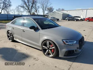 2019 Audi RS 3 z VIN WUABWGFF5KA906737, wystawiony jako Copart lot #41534155 z przebiegiem 22 784 mil mil oraz Szkoda całkowita • Salvage title. Historia ofert i sprzedaży dostępna na DreamBid. Obrazek 4.