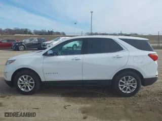 2019 Chevrolet Equinox LT with VIN 2GNAXKEV9K6159732, listed as a IAAI auction lot 41431882 with 84,617 mi miles. Bid and sale history available at carsss.com. Image 14.