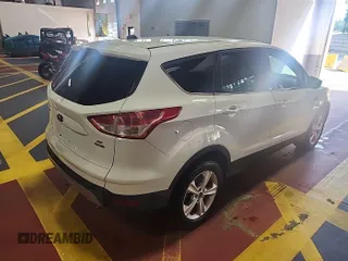 2014 Ford Escape SE z VIN 1FMCU9GX7EUC02600, wystawiony jako IAAI lot #42570755 z przebiegiem 86 871 mil mil oraz . Historia ofert i sprzedaży dostępna na DreamBid. Obrazek 18.