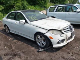 2010 Mercedes-Benz C 300 Sport z VIN WDDGF8BB4AF452161, wystawiony jako IAAI lot #42480286 z przebiegiem 183 025 mil mil oraz . Historia ofert i sprzedaży dostępna na DreamBid. Obrazek 1.