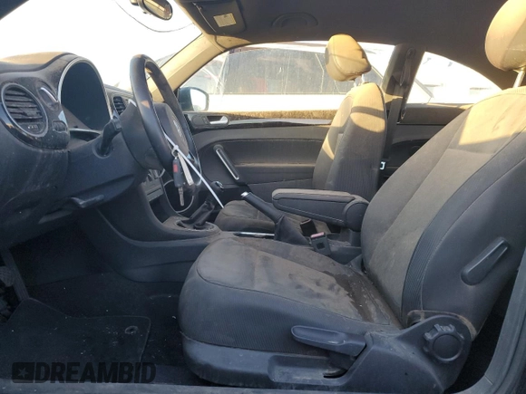 2013 Volkswagen Beetle with VIN 3VWHX7AT0DM681633, listed as a Copart auction lot 43077395 with 37,369 mi miles and Salvage title. Bid and sale history available at DreamBid. Image 7.