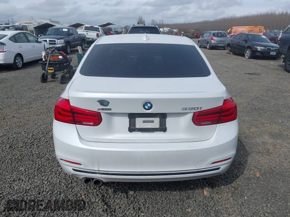 2018 BMW 3 Series 330i xDrive with VIN WBA8D9G50JNU72780, listed as a IAAI auction lot 41763726 with 65,225 mi miles and . Bid and sale history available at DreamBid. Image 17.