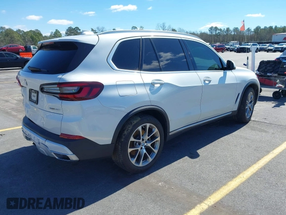 2022 BMW X5 sDrive40i with VIN 5UXCR4C07N9M97460, listed as a IAAI auction lot 41737440 with 1 mi miles. Bid and sale history available at carsss.com. Image 4.
