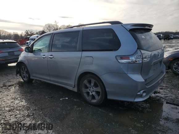 2013 Toyota Sienna SE with VIN 5TDXK3DC3DS395695, listed as a Copart auction lot 43667345 with 188,455 mi miles and Clean title. Bid and sale history available at DreamBid. Image 2.