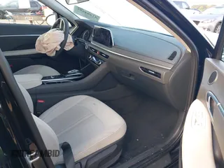2023 Hyundai Sonata SEL z VIN KMHL64JA6PA304444, wystawiony jako IAAI lot #41984491 z przebiegiem 22 110 mil mil oraz . Historia ofert i sprzedaży dostępna na DreamBid. Obrazek 5.