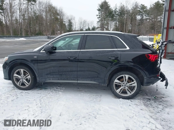 2020 Audi Q3 S line Prestige z VIN WA1FECF34L1043781, wystawiony jako IAAI lot #41500404 z przebiegiem 80 711 mil mil oraz . Historia ofert i sprzedaży dostępna na DreamBid. Obrazek 14.