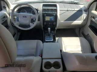 2010 Ford Escape Hybrid z VIN 1FMCU5K30AKC45288, wystawiony jako Copart lot #53479505 z przebiegiem 111 458 mil mil oraz Szkoda całkowita • Salvage title. Historia ofert i sprzedaży dostępna na DreamBid. Obrazek 8.
