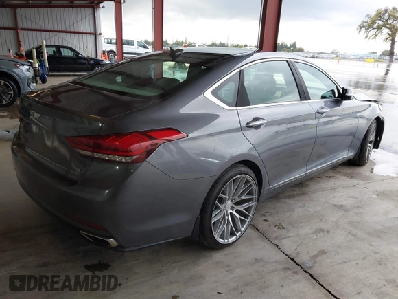 2015 Hyundai Genesis 3.8L with VIN KMHGN4JE8FU071736, listed as a IAAI auction lot 41732022 with 92,361 mi miles. Bid and sale history available at carsss.com. Image 4.