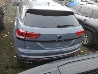 2023 Volkswagen Atlas SEL z VIN 1V2SE2CA8PC210959, wystawiony jako Copart lot #73726564 z przebiegiem 27 799 mil mil oraz Szkoda całkowita • Salvage title. Historia ofert i sprzedaży dostępna na DreamBid. Obrazek 6.