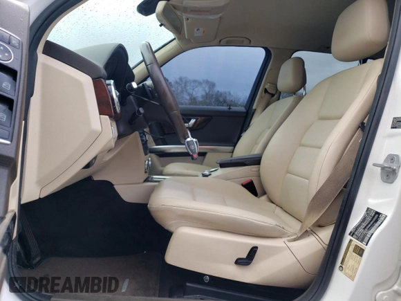 2013 Mercedes-Benz GLK GLK 350 with VIN WDCGG8JBXDF957760, listed as a Copart auction lot 47367795 with 106,031 mi miles and Salvage Title. Bid and sale history available at carsss.com. Image 7.