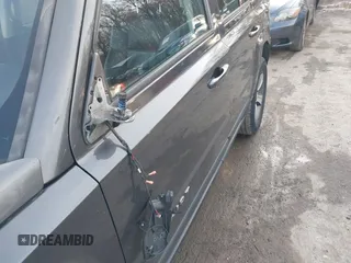 2017 Jeep Patriot High Altitude with VIN 1C4NJRFB1HD110320, listed as a IAAI auction lot 41152170 with 88,341 mi miles. Bid and sale history available at carsss.com. Image 17.