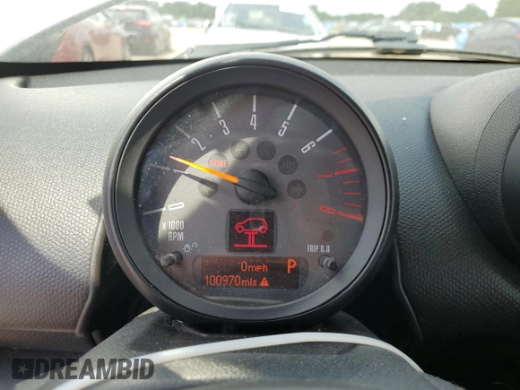 2016 MINI Countryman S with VIN WMWZC5C52GWU20530, listed as a Copart auction lot 62321205 with 100,970 mi miles and Clean title. Bid and sale history available at DreamBid. Image 9.