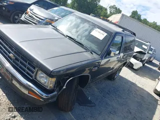 1987 Chevrolet Blazer с VIN 1GNCS18R2H8188749, выставлен на аукционе IAAI как лот 42705290 с пробегом 110 735 миль миль и . История ставок и продаж доступна на DreamBid. Изображение 2.