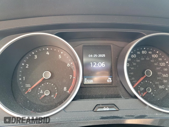 2021 Volkswagen Tiguan S with VIN 3VV1B7AX7MM133023, listed as a Copart auction lot 55229545 with 57,228 mi miles and Salvage title. Bid and sale history available at DreamBid. Image 9.