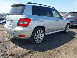 2012 Mercedes-Benz GLK-Class GLK 350 with VIN WDCGG8HB0CF740884, listed as a IAAI auction lot 42111418 with 75,844 mi miles. Bid and sale history available at carsss.com. Image 4.