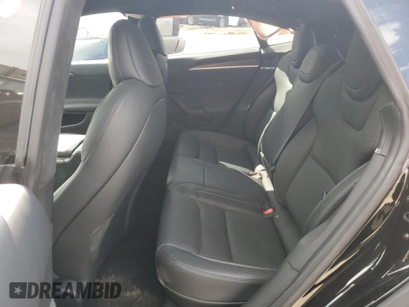 2023 Tesla Model S Plaid z VIN 5YJSA1E63PF498778, wystawiony jako Copart lot #43960765 z przebiegiem Nie podano mil oraz Szkoda całkowita • Salvage title. Historia ofert i sprzedaży dostępna na DreamBid. Obrazek 12.