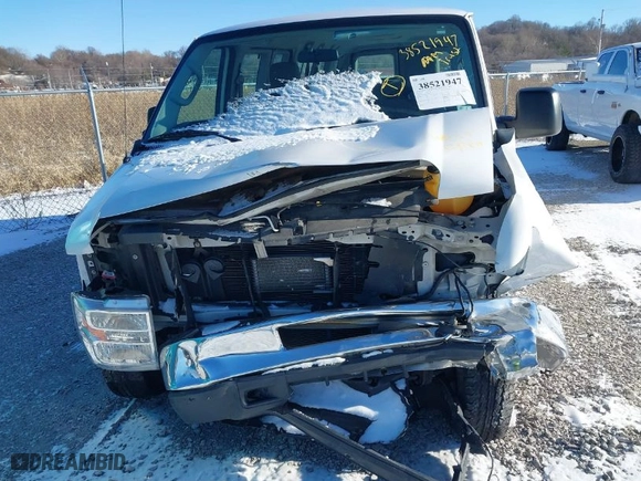 2012 Ford Econoline Wagon XL with VIN 1FBSS3BLXCDA01332, listed as a IAAI auction lot 38521947 with 1 mi miles. Bid and sale history available at carsss.com. Image 6.