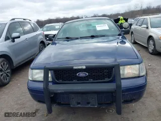 2010 Ford Police Interceptor with VIN 2FABP7BV1AX123420, listed as a IAAI auction lot 41806513 with 1 mi miles. Bid and sale history available at carsss.com. Image 12.