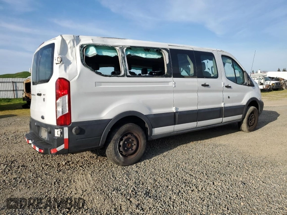 2019 Ford Transit Passenger XL with VIN 1FBZX2ZM1KKA31922, listed as a Copart auction lot 48793945 with 156,062 mi miles and Salvage Title. Bid and sale history available at carsss.com. Image 3.