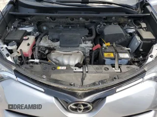 2018 Toyota RAV4 XLE z VIN JTMRFREV6JJ261322, wystawiony jako Copart lot #58483185 z przebiegiem 71 163 mil mil oraz Szkoda całkowita • Salvage title. Historia ofert i sprzedaży dostępna na DreamBid. Obrazek 12.