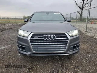 2018 Audi Q7 Prestige with VIN WA1VAAF78JD034124, listed as a Copart auction lot 54391935 with 120,946 mi miles and Salvage title. Bid and sale history available at DreamBid. Image 5.