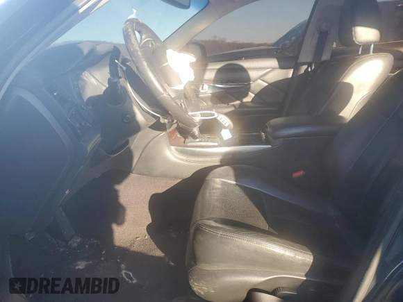 2015 Infiniti Q70 z VIN JN1BY1AP6FM542551, wystawiony jako Copart lot #46096695 z przebiegiem 164 056 mil mil oraz Szkoda całkowita • Salvage title. Historia ofert i sprzedaży dostępna na DreamBid. Obrazek 7.