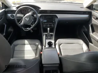 2020 Volkswagen Passat SE with VIN 1VWSA7A37LC007700, listed as a Copart auction lot 49352785 with 117,627 mi miles and Salvage title. Bid and sale history available at DreamBid. Image 8.