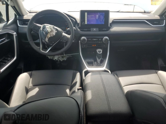 2025 Toyota RAV4 XLE Premium with VIN 2T3C1RFV1SW389635, listed as a Copart auction lot 61661535 with 3,630 mi miles and Salvage title. Bid and sale history available at DreamBid. Image 8.