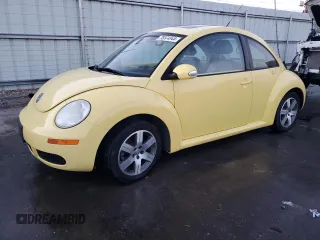 2006 Volkswagen New Beetle Coupe with VIN 3VWRR31C56M401716, listed as a Copart auction lot 78274844 with 185,514 mi miles and Salvage Title. Bid and sale history available at carsss.com. Image 1.