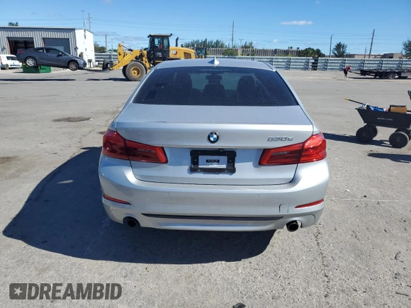 2018 BMW 5 Series 530e with VIN WBAJA9C52JG623073, listed as a Copart auction lot 82718984 with 79,543 mi miles and Clean title. Bid and sale history available at DreamBid. Image 6.