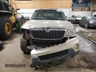 2004 Lincoln Navigator Luxury with VIN 5LMFU28R84LJ19005, listed as a Copart auction lot 61062514 with 171,598 mi miles and Non Repairable. Bid and sale history available at carsss.com. Image 5.