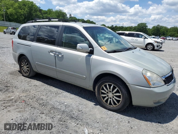 2012 Kia Sedona EX with VIN KNDMH4C73C6486976, listed as a Copart auction lot 55849525 with 215,427 mi miles and Clean Title. Bid and sale history available at DreamBid. Image 4.