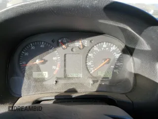 1999 Volkswagen Golf z VIN WVWGA31J8XW366526, wystawiony jako Copart lot #84634354 z przebiegiem 84 593 mil mil oraz Szkoda całkowita • Salvage title. Historia ofert i sprzedaży dostępna na DreamBid. Obrazek 9.