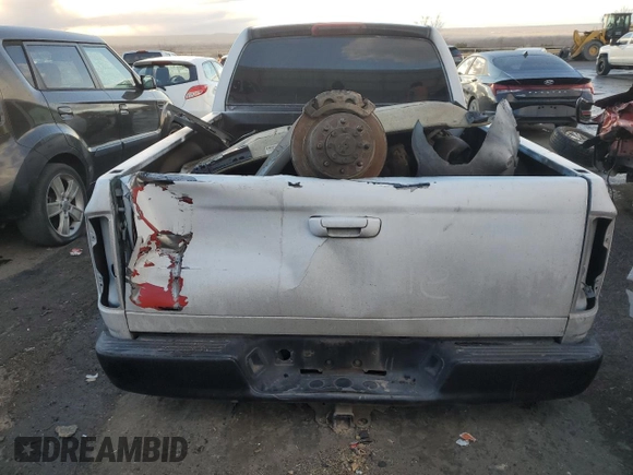 2006 Dodge 2500 SLT z VIN 1D7KS28C56J171378, wystawiony jako Copart lot #45414065 z przebiegiem Nie podano mil oraz Szkoda całkowita • Salvage title. Historia ofert i sprzedaży dostępna na DreamBid. Obrazek 6.