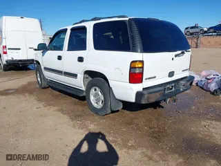 2004 Chevrolet Tahoe LT with VIN 1GNEC13Z44R323201, listed as a IAAI auction lot 41481138 with 216,869 mi miles. Bid and sale history available at carsss.com. Image 3.