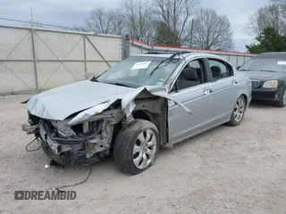 2010 Honda Accord EX-L z VIN 1HGCP2F83AA024985, wystawiony jako IAAI lot #41679689 z przebiegiem 192 530 mil mil oraz . Historia ofert i sprzedaży dostępna na DreamBid. Obrazek 17.