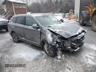2020 Mitsubishi Outlander ES z VIN JA4AZ3A35LJ001609, wystawiony jako IAAI lot #41487085 z przebiegiem 121 683 mil mil oraz . Historia ofert i sprzedaży dostępna na DreamBid. Obrazek 1.