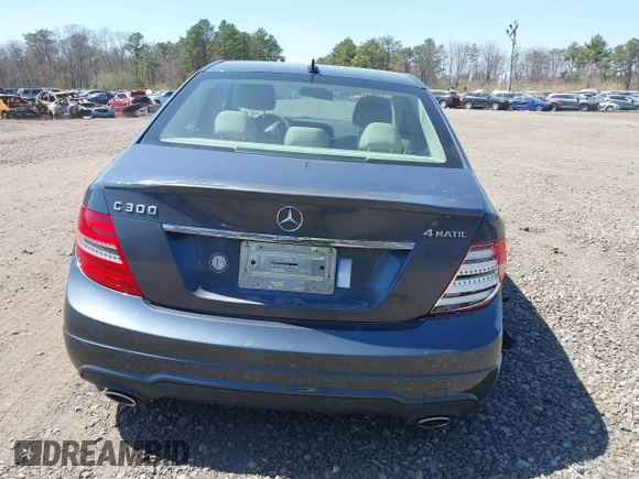 2014 Mercedes-Benz C 300 Sport with VIN WDDGF8AB6ER313638, listed as a IAAI auction lot 42067867 with 76,730 mi miles and . Bid and sale history available at DreamBid. Image 16.